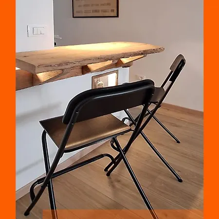 Trieste Guest House Διαμέρισμα *