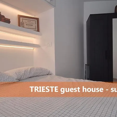 Trieste Guest House Διαμέρισμα *
